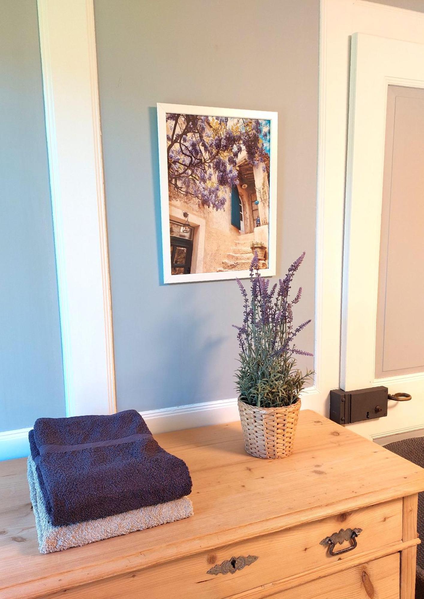 Chambres D'Hotes T'22 Fleurier エクステリア 写真